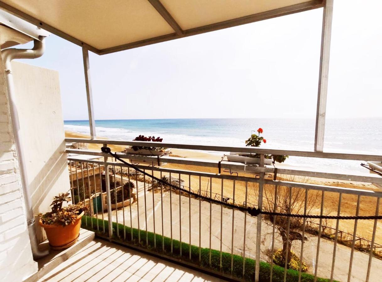 B&B Capo Rizzuto Fronte Mare Exteriér fotografie
