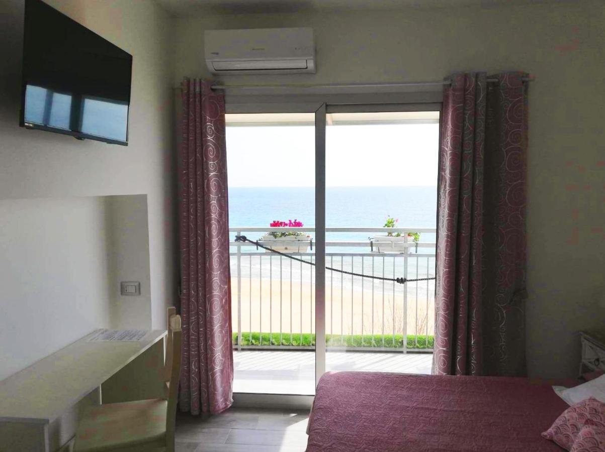 B&B Capo Rizzuto Fronte Mare Exteriér fotografie